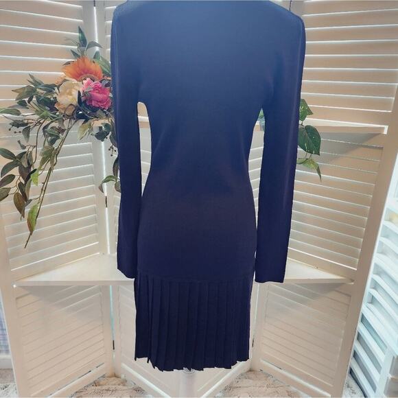 CALVIN KLEIN NAVY PLEATED SWEATER DRESS SIZE SMALL - Picture 2 of 7